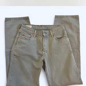 Levis Men's Jeans in Olive Green